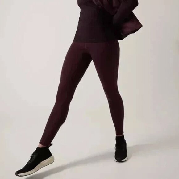 NEW Athleta Altitude Tight in Polartec Power Stretch - Size Smalll Purple Maroon - Picture 1 of 1